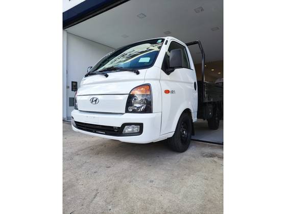 HYUNDAI HR 2.5 LONGO SEM CAÇAMBA 4X2 16V 130CV TURBO INTERCOOLER DIESEL 2P MANUAL